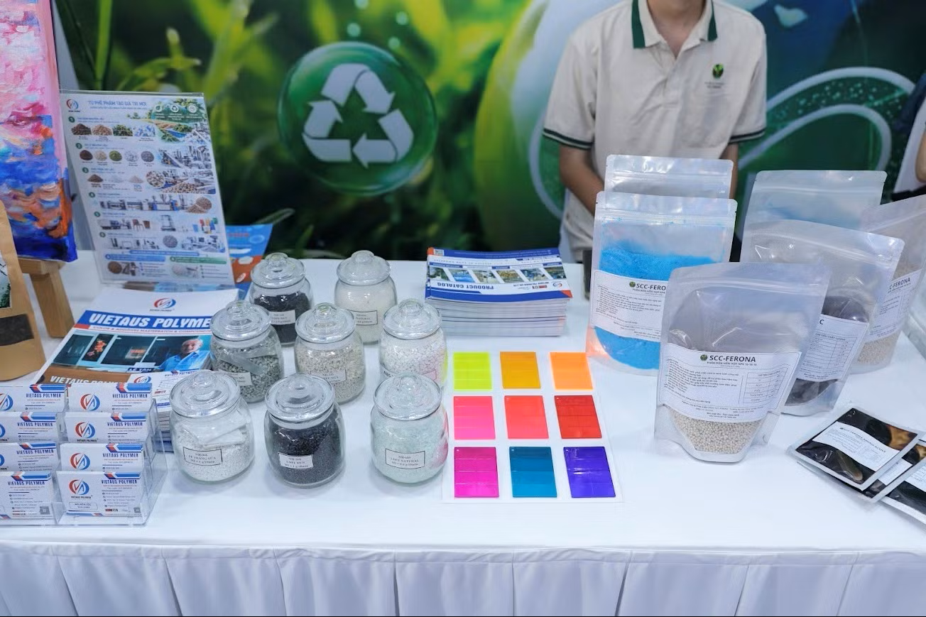 Nhựa sinh học từ phụ phẩm nông nghiệp