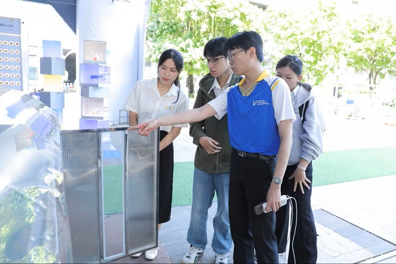 Máy sấy nông sản năng lượng mặt trời